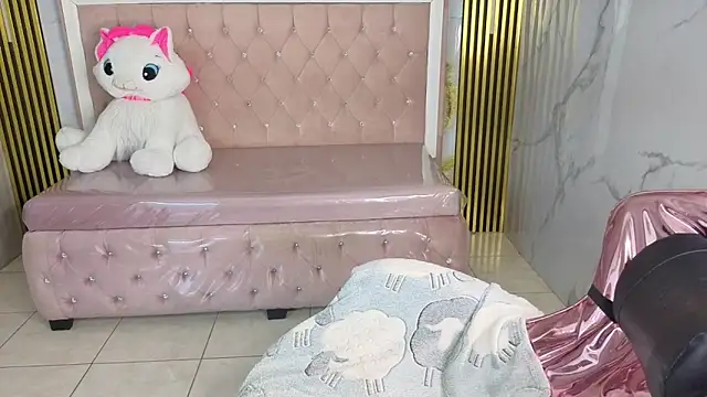 Chat +18 de sara_tellez_s ao vivo