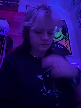 Cutiepiespanks' Live XXX Chat