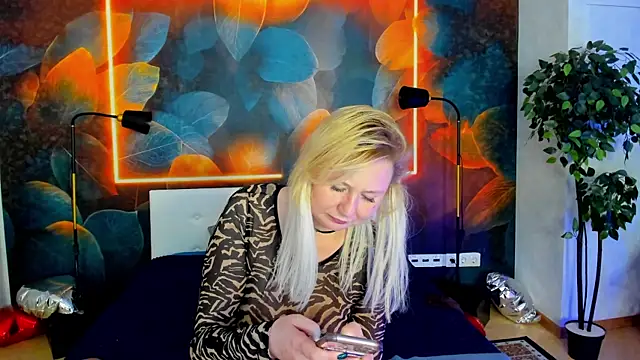 scent__of_woman Live XXX Chat