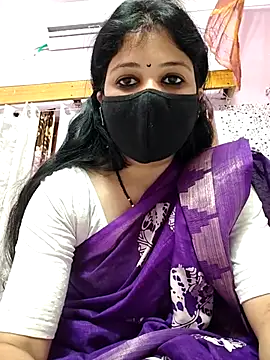 Priyaji7575 Chat XXX in diretta