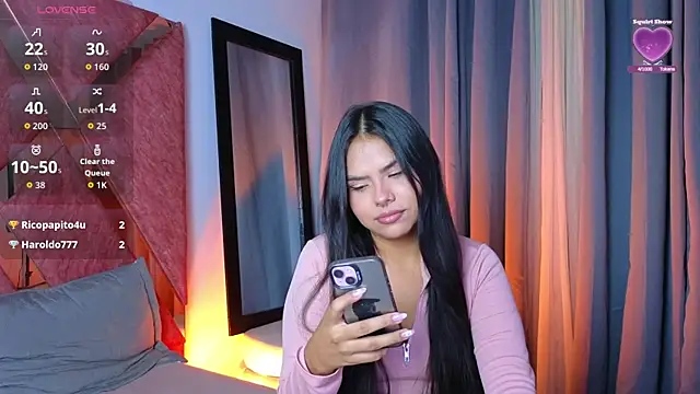Chat XXX ao vivo de Emma_Revees