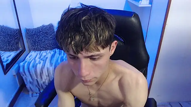 Yao_23's Live XXX Chat