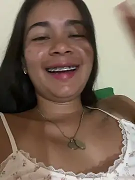 Kloe_1223 Show Webcam