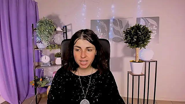 MartaEdams' Live XXX Chat