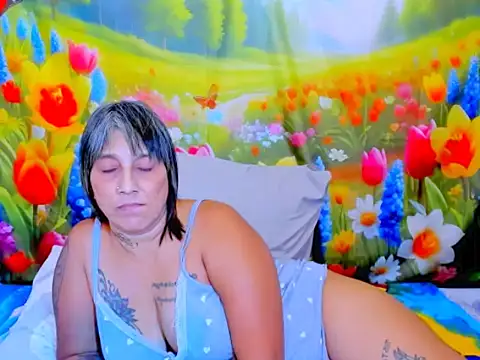indianroxy 现场XXX聊天