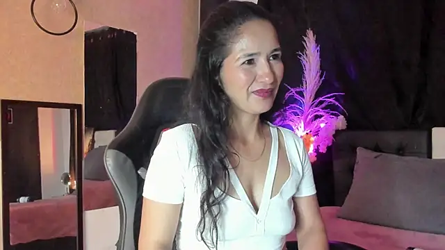 XXX chat uživo modela Vicky_Angeel