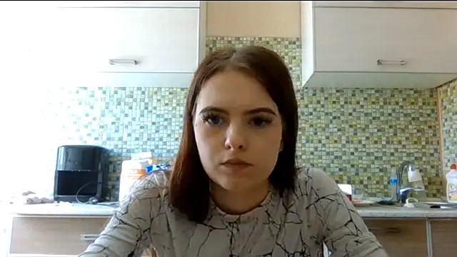 KikiAmino Chat XXX in diretta