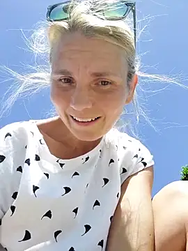 s-te-fan-in Webbikameraesitys