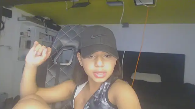 XXX chat uživo modela TERNURA_XXX