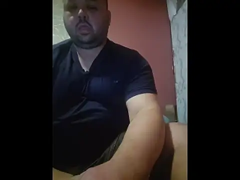 Strongbutgentle36 webcam show