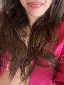 Elinatiranda Adlı Modelin Canlı XXX Sohbeti