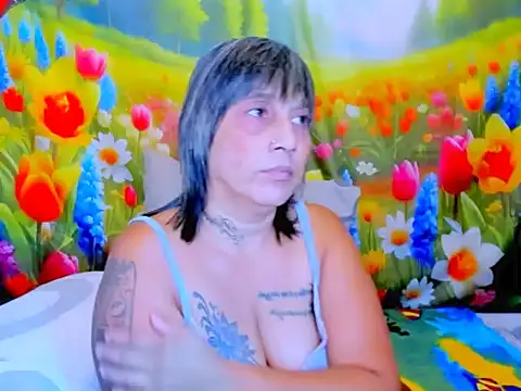 indianroxy live XXX chat