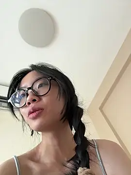 PetiteTight Show Webcam