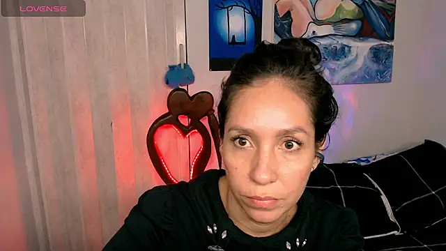 naihroby Chat XXX in diretta