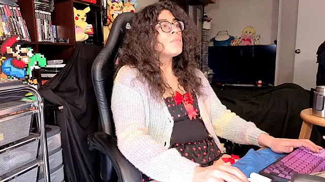 Chat XXX en directo de ShinyCherub