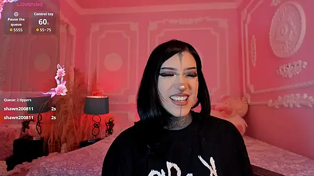 Kat_VonDe Live XXX-Chat