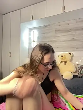 MartiniiSelenna's Live XXX Chat