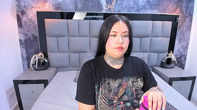 Vampire_Slave Live XXX-Chat