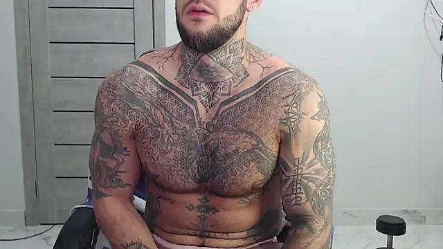 Show de maxi_foxxx na webcam