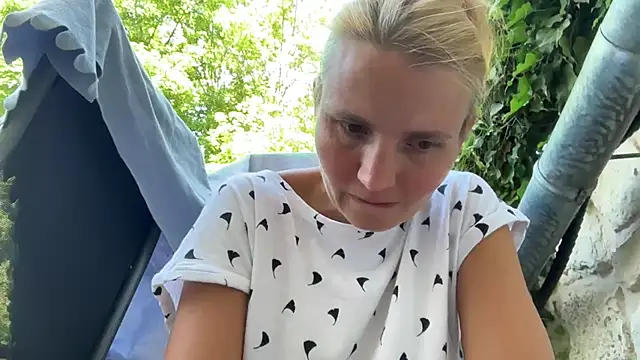 Chat XXX Live s-te-fan-i