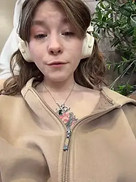 mini_moona Live XXX-chat