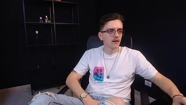 Chat XXX Live FelixStarkk