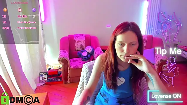 Chat XXX en directo de Lily_Viola