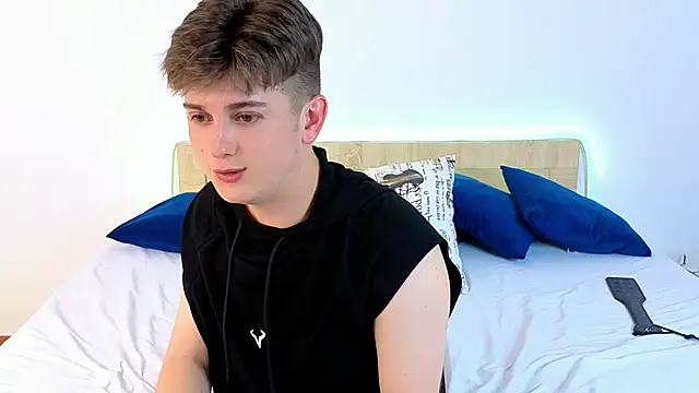 Miless_Cooper Chat XXX in diretta
