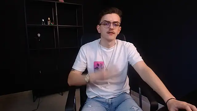 FelixStarkk Chat XXX live