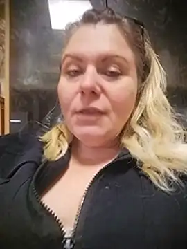 Lana-murr Adlı Modelin Canlı XXX Sohbeti