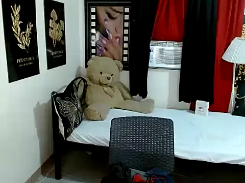 UrhotGoddess Webcamshow