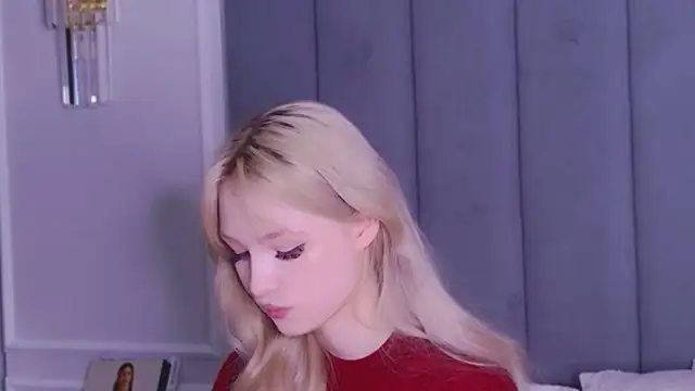 Chat XXX en directo de Shy_Barbie