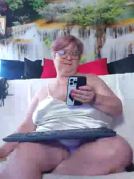 QueenPammy1's Live XXX Chat