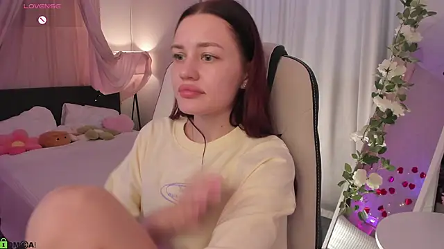 Aria_Mila Adlı Modelin Canlı XXX Sohbeti