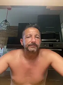 daddy3945のライブXXXチャット