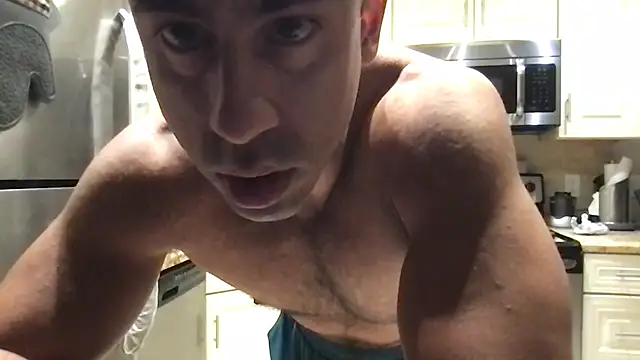 BigGuyMuscle élő XXX-chatje