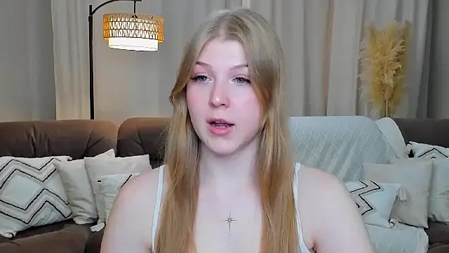 Stella_Light: онлайн-секс-чат