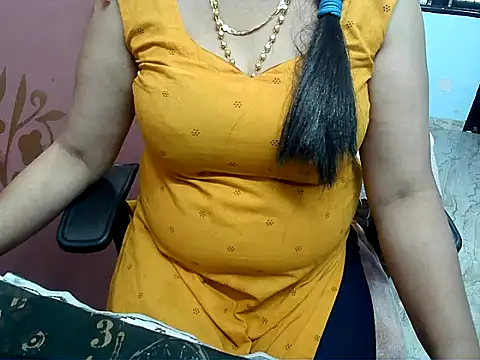 Nagma_housewifeのウェブカメラショー