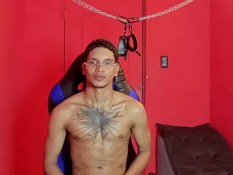 Czat XXX na żywo – kai_storm77