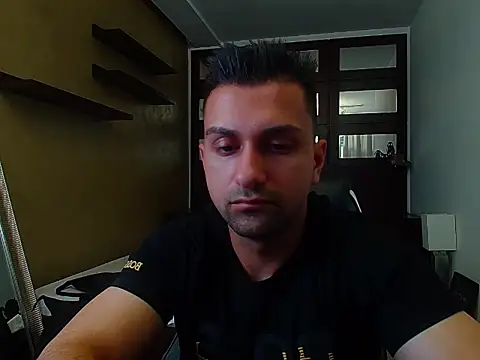 BryceReign Chat XXX live