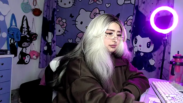 lussyevans24 – Live XXX-chat