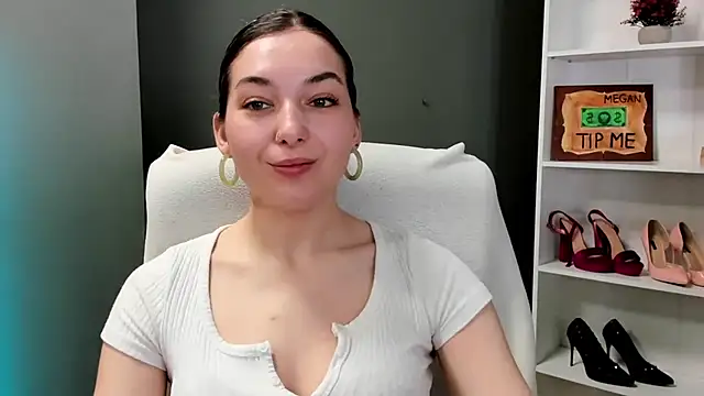 Chatroom XXX en direct de Meagn_Extasy