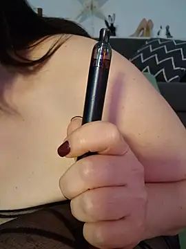 Chat XXX ao vivo de AryaSummersReal