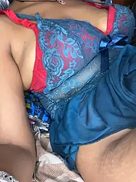 HOTTY-TINA live XXX chat