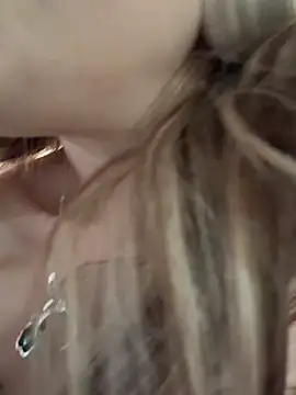 Czat XXX na żywo – mini_moona