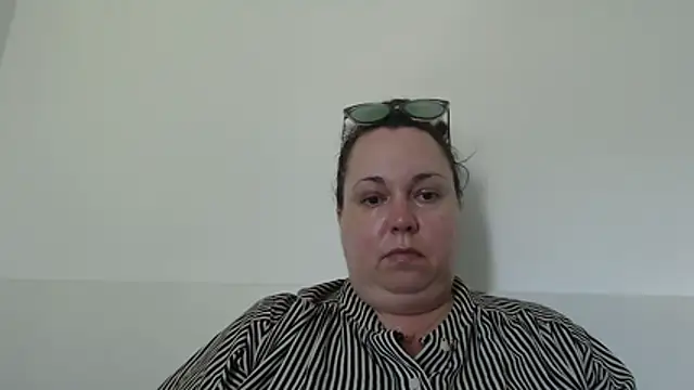 WendyRhoades Adlı Modelin Canlı XXX Sohbeti