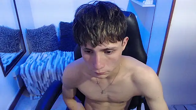 Yao_23 Show in webcam