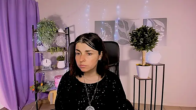 MartaEdams' Live XXX Chat