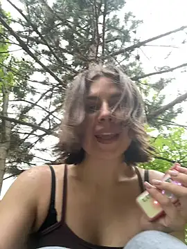 Chat +18 de JessieeFlirty ao vivo