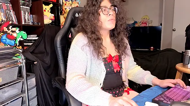 ShinyCherub Webcam Show